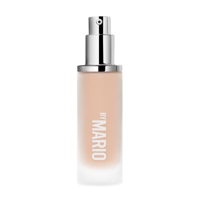 SURREALSKIN® NATURAL FINISH FOUNDATION (BASE DE LARGA DURACIÓN CON ACABADO NATURAL)
